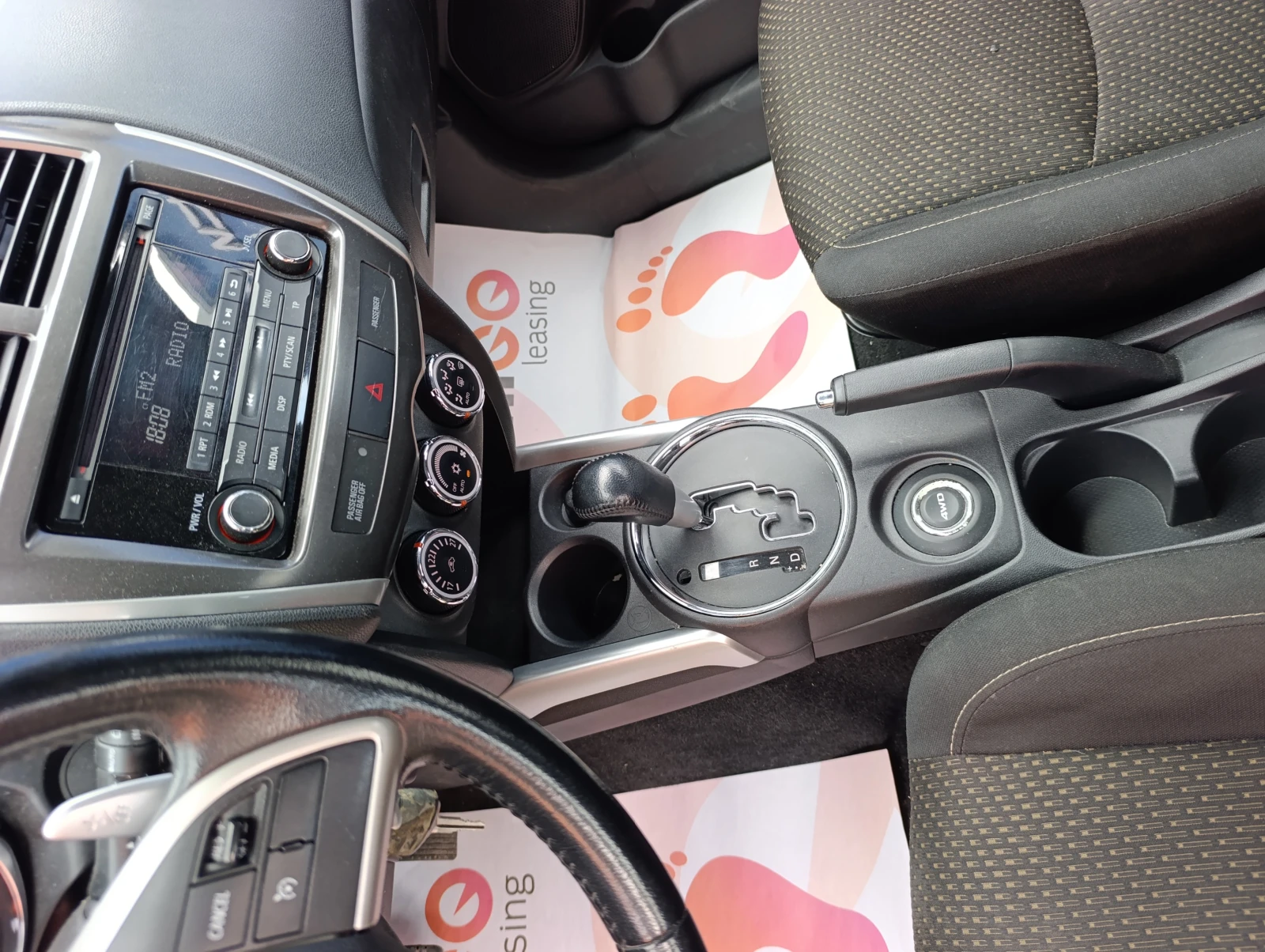 Mitsubishi ASX 2.2DiD 4WD Automatic, снимка 13 - Автомобили и джипове - 52168371
