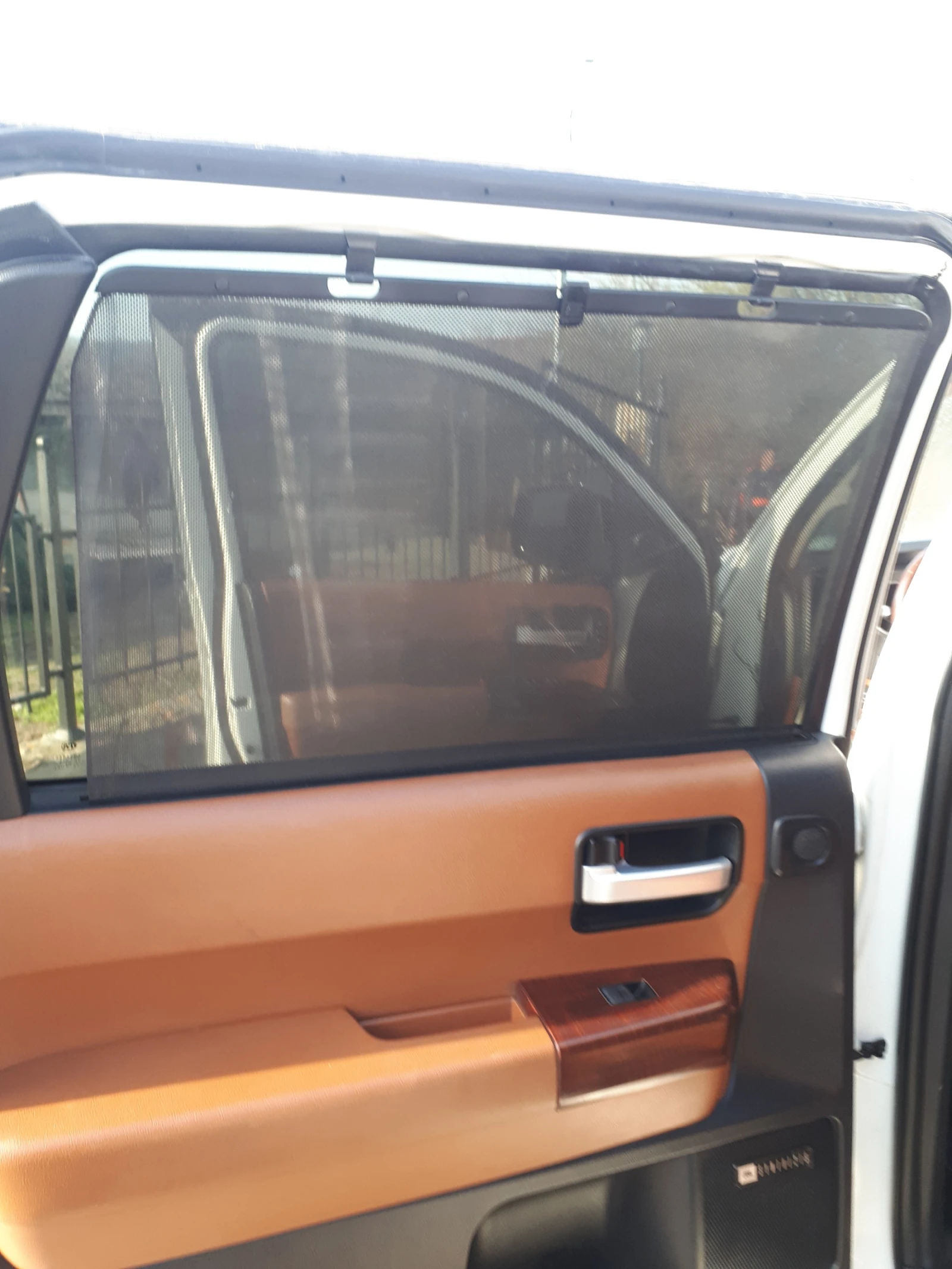 Toyota Sequoia Platinum LPG | Mobile.bg   13