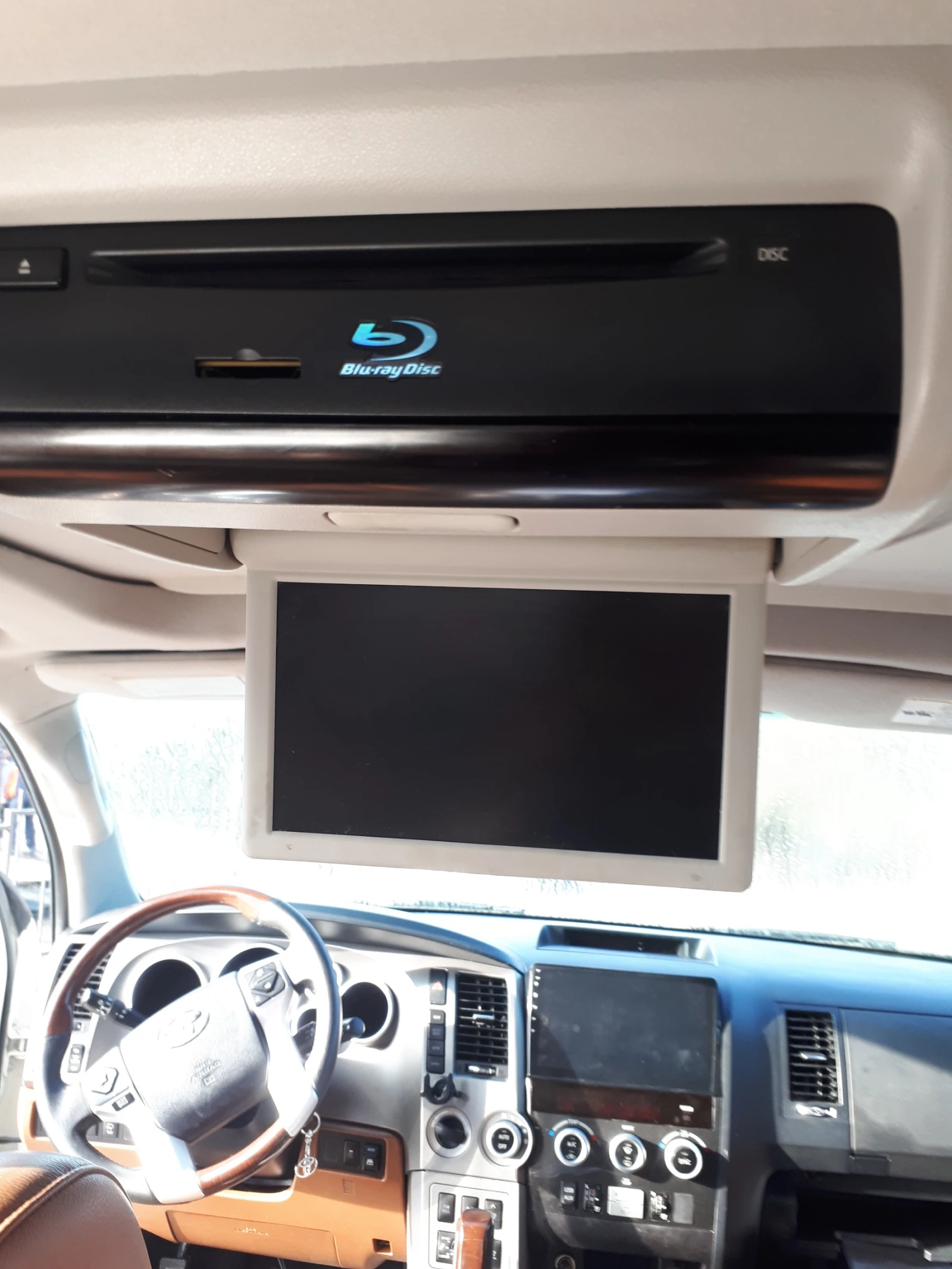 Toyota Sequoia Platinum LPG | Mobile.bg   17