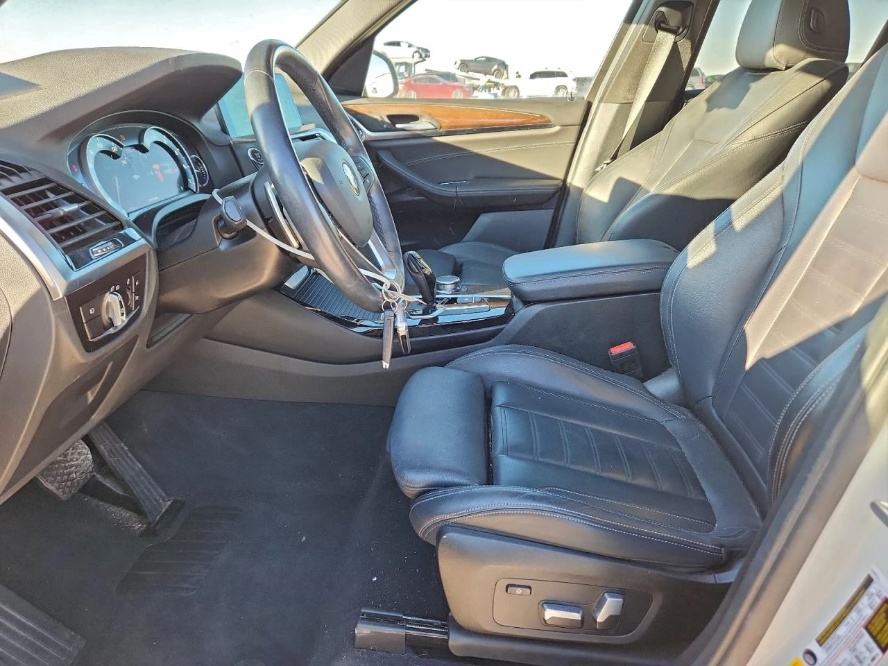 BMW X3 2l Sdrive30I - изображение 7