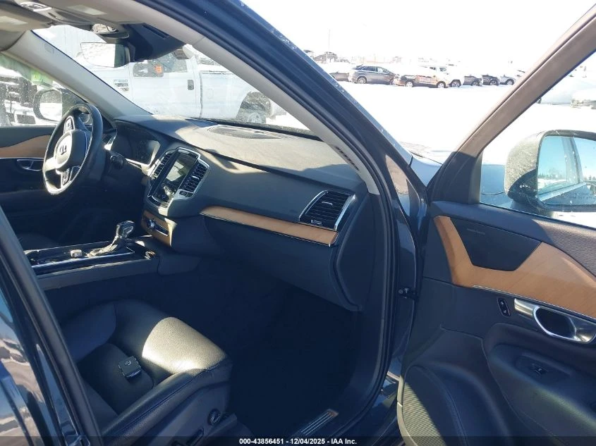 Volvo Xc90 2l T6 Momentum 7 Passenger - изображение 5