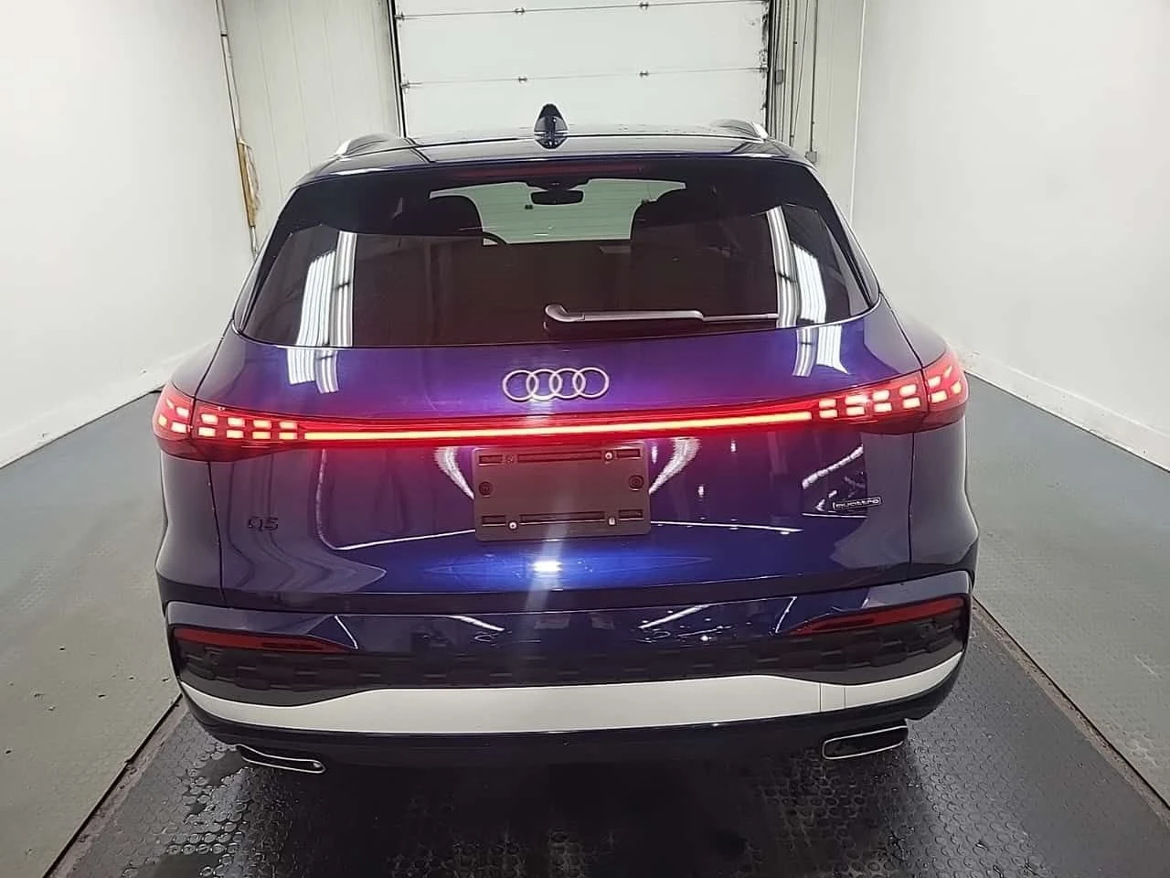 Audi Q5 2.0 TFSI QUATTRO/ДИСТРОНИК/360/ПАНОРАМА, снимка 3 - Автомобили и джипове - 53727429