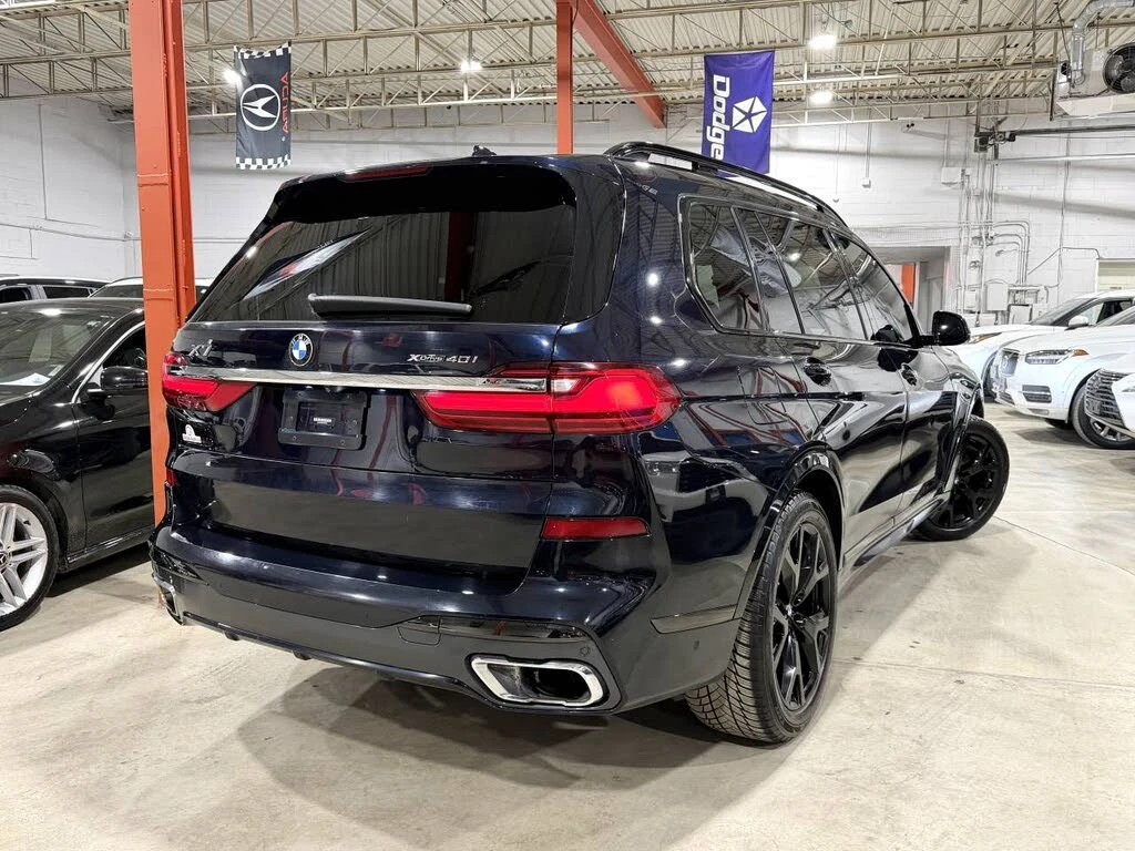 BMW X7 40i MSPORT* DISTRONIC* HEAD-UP* МАСАЖ* 360* LASER, снимка 3 - Автомобили и джипове - 53811540