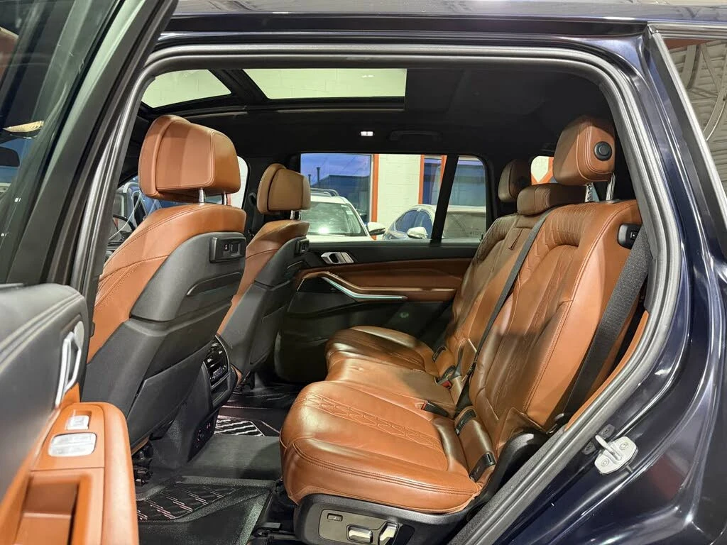 BMW X7 40i MSPORT* DISTRONIC* HEAD-UP* МАСАЖ* 360* LASER, снимка 14 - Автомобили и джипове - 53811540