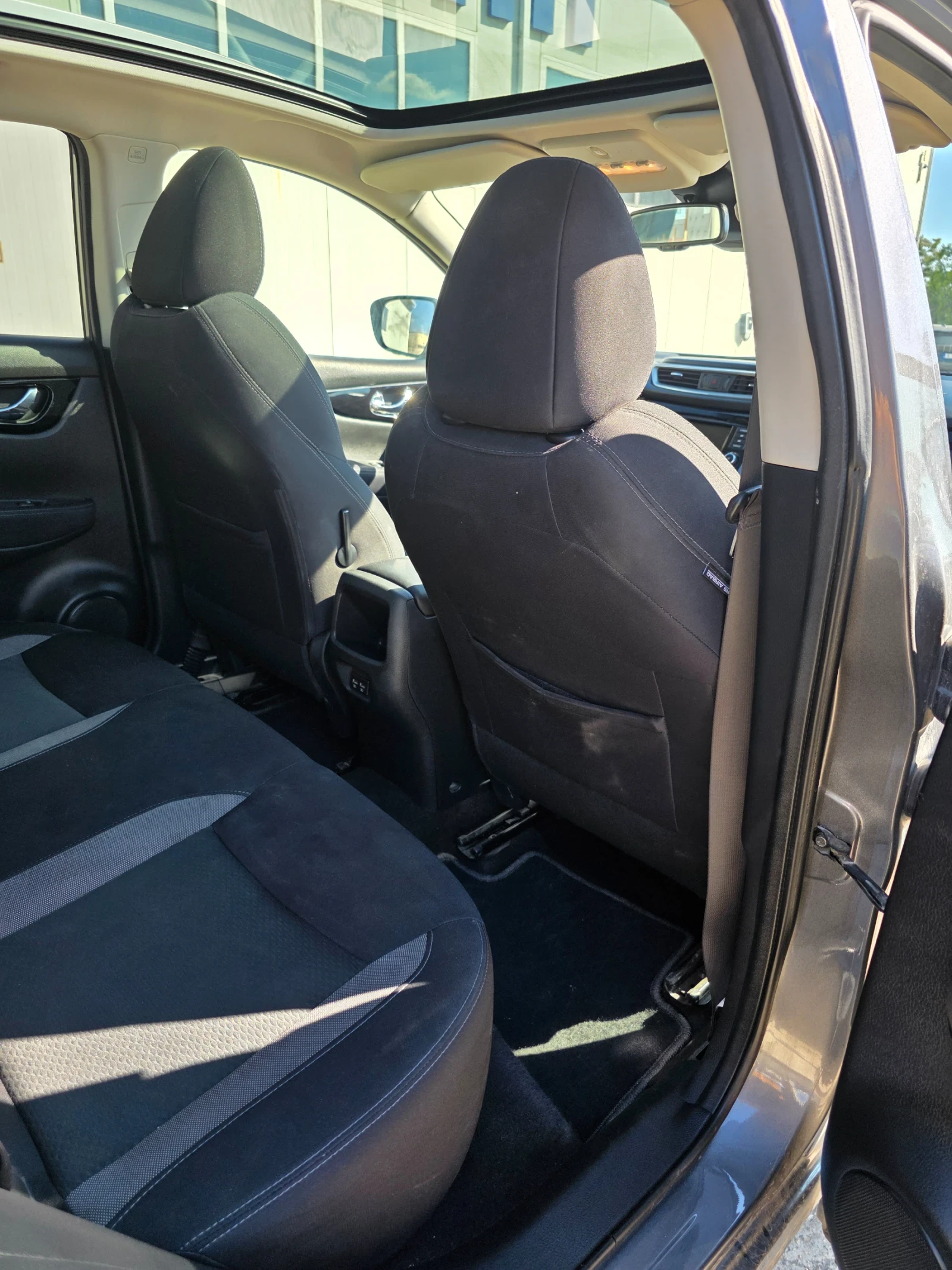 Nissan Qashqai Tekna, снимка 15 - Автомобили и джипове - 54111493