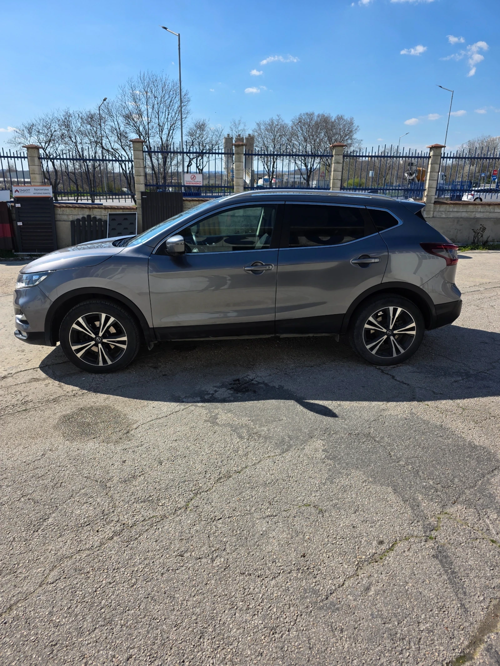 Nissan Qashqai Tekna, снимка 4 - Автомобили и джипове - 54111493