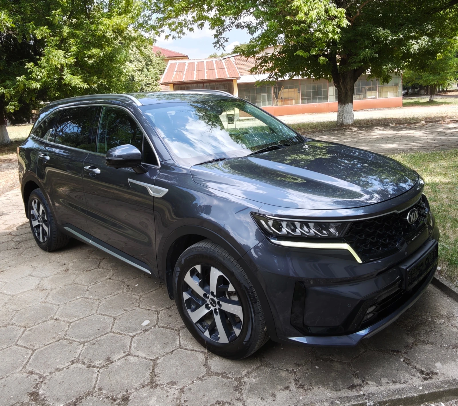 Kia Sorento 2.2 CRDI 4x4, снимка 8 - Автомобили и джипове - 55292659