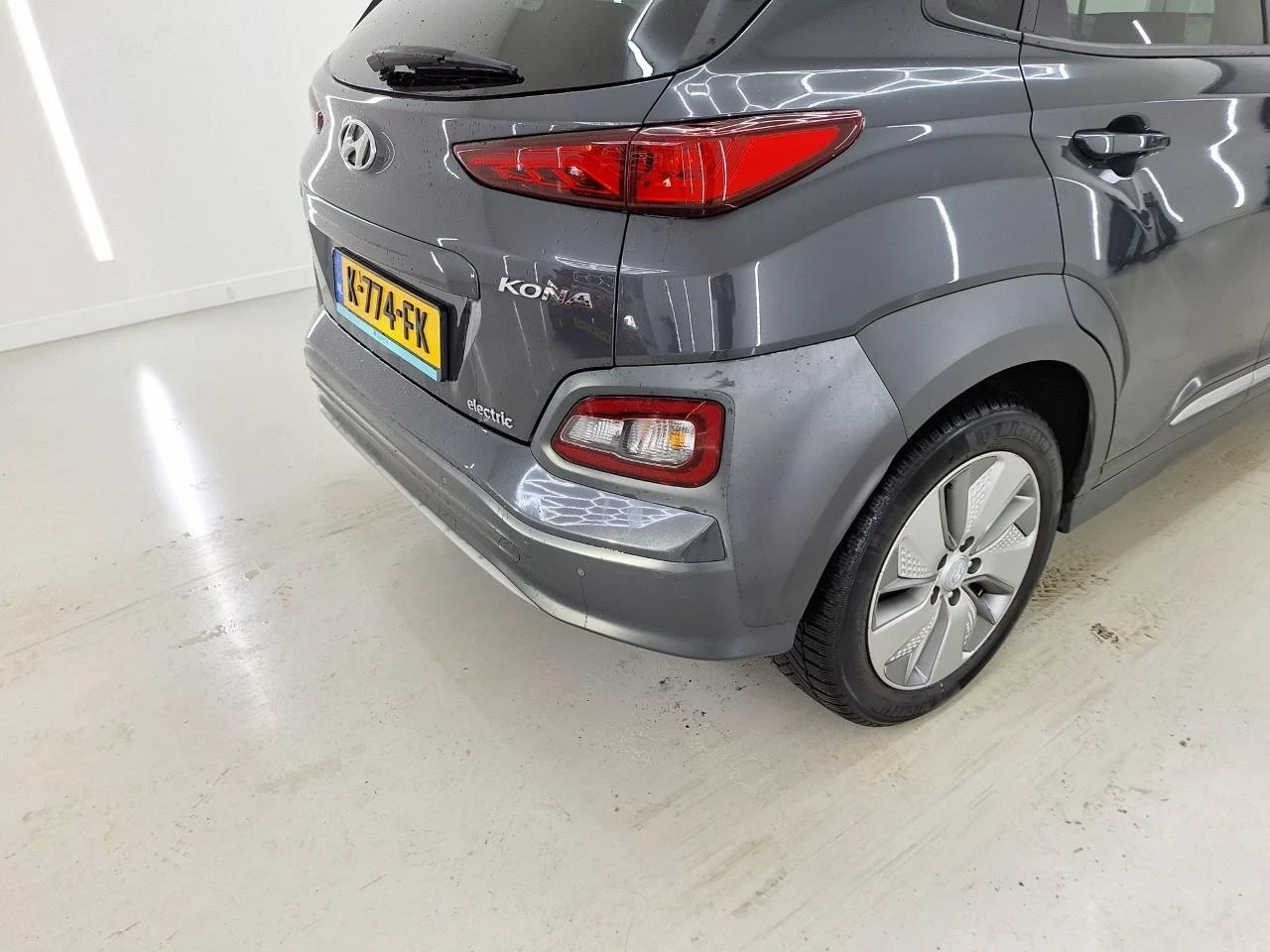 Hyundai Kona, снимка 4 - Автомобили и джипове - 54755465