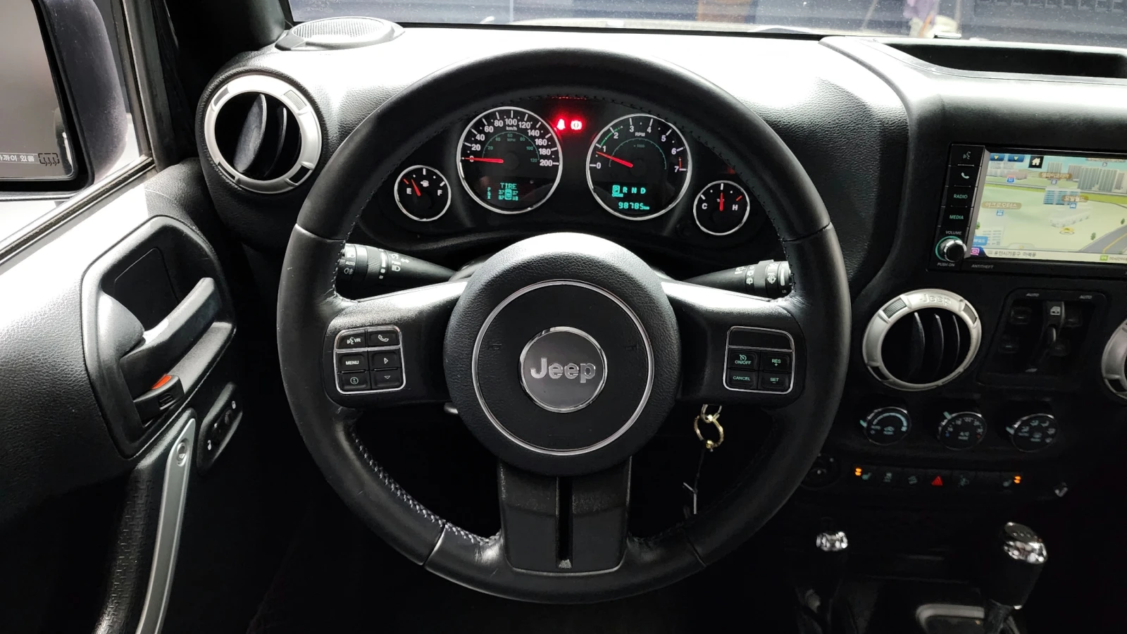 Jeep Wrangler 3.6* ������ ���� | Mobile.bg � ����������� 13