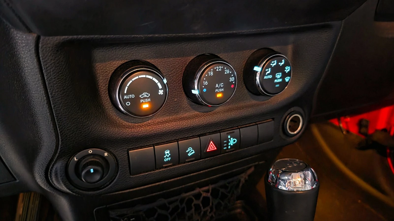 Jeep Wrangler 3.6* КРАЙНА ЦЕНА, снимка 15 - Автомобили и джипове - 55348447