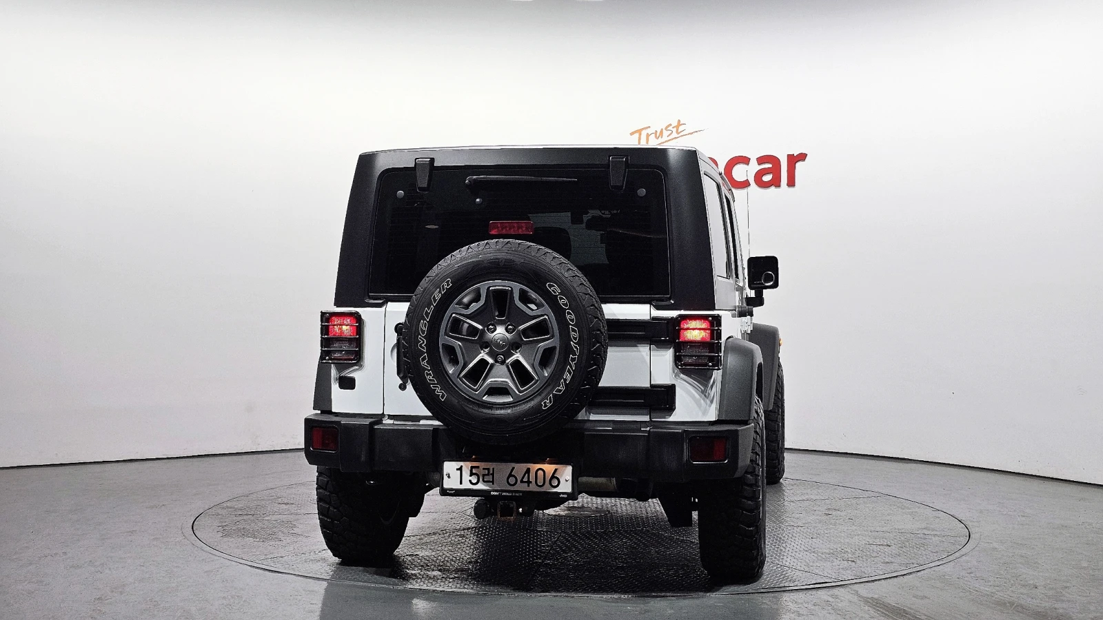 Jeep Wrangler 3.6 КРАЙНА ЦЕНА* encareu.com, снимка 4 - Автомобили и джипове - 55348447