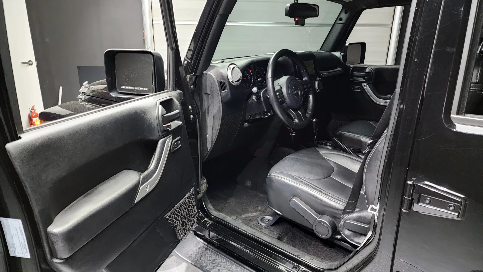 Jeep Wrangler 3.6* ������ ���� | Mobile.bg � ����������� 10