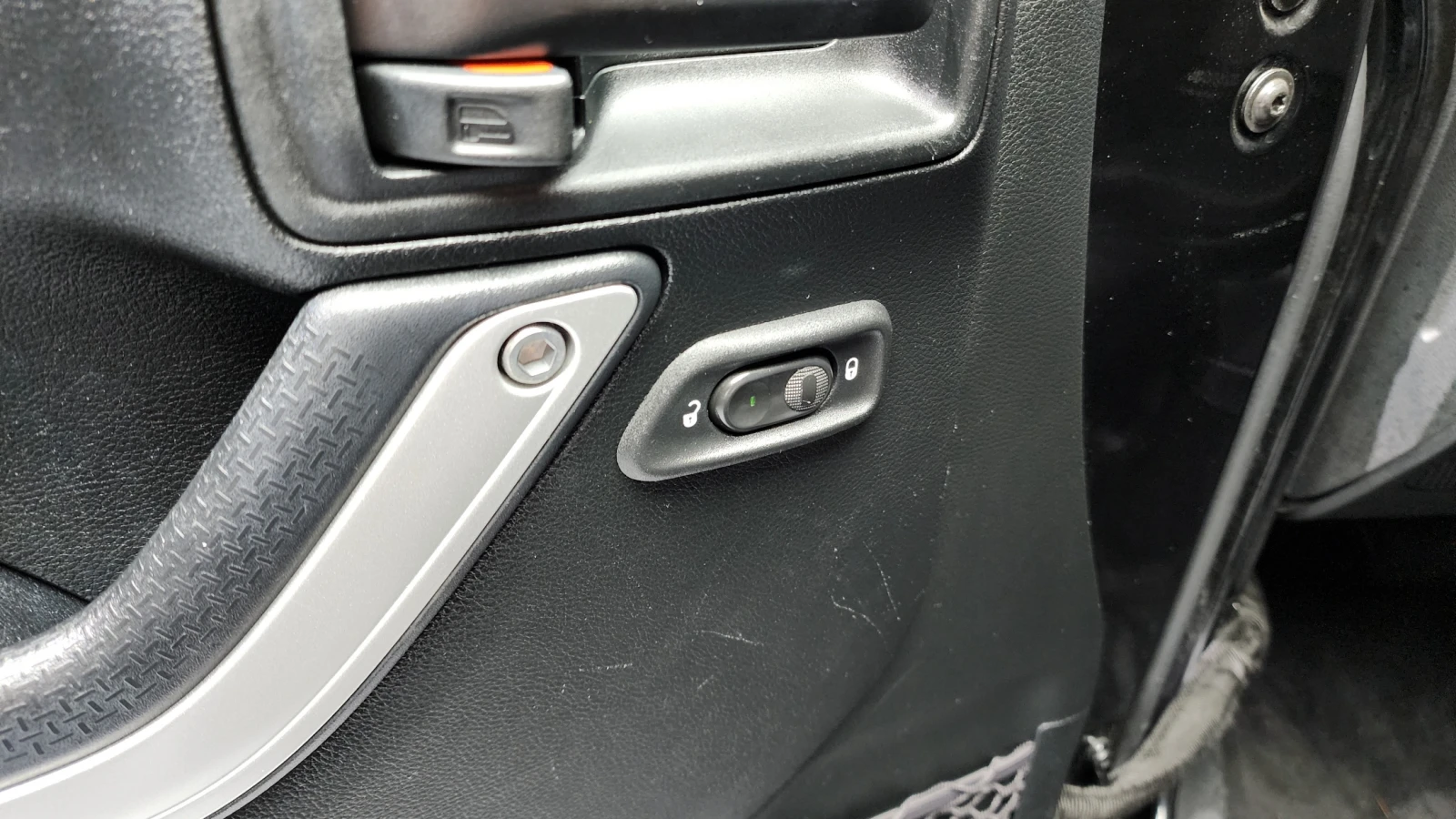Jeep Wrangler 3.6* ������ ���� | Mobile.bg � ����������� 14