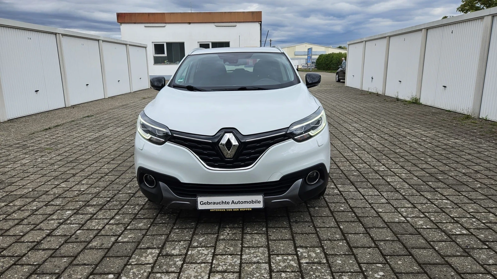 Renault Kadjar 1.6 DCI BOSE, снимка 3 - Автомобили и джипове - 56290232