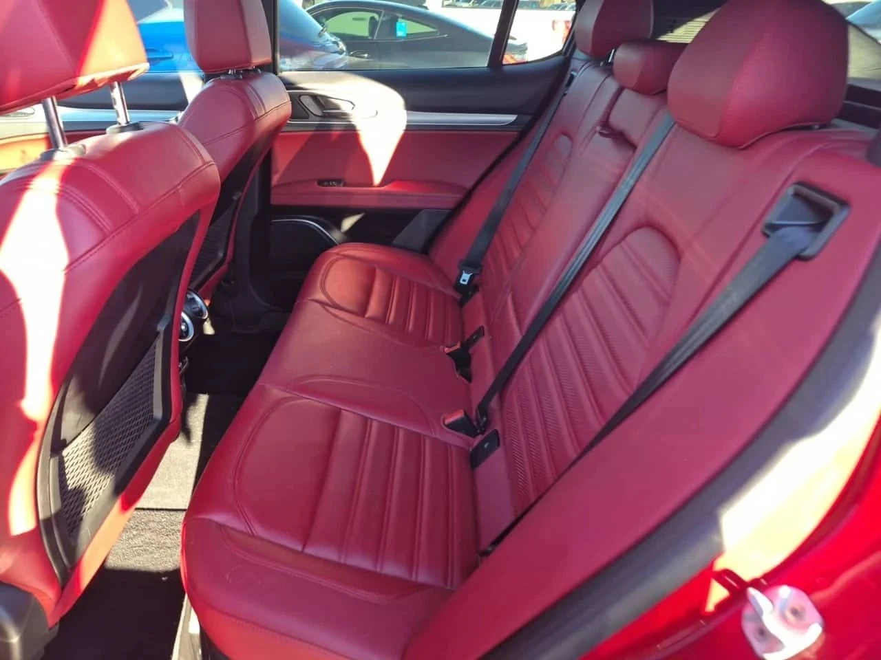 Alfa Romeo Stelvio, снимка 12 - Автомобили и джипове - 56724470