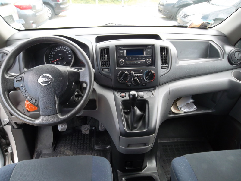 Nissan NV200 1.5DCI, снимка 9 - Бусове и автобуси - 46632860