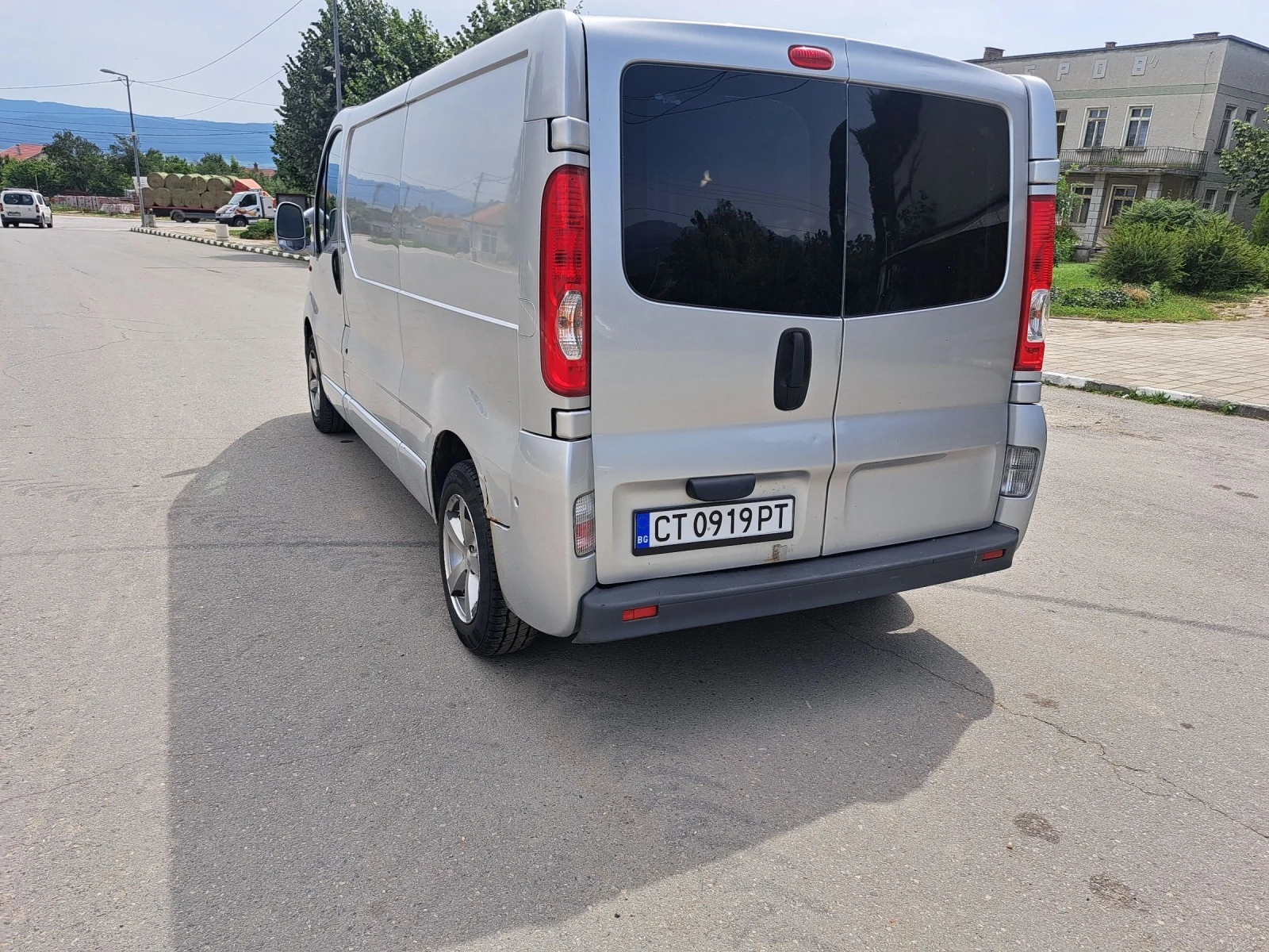 Renault Trafic Опел Виваро MAXI  - изображение 6