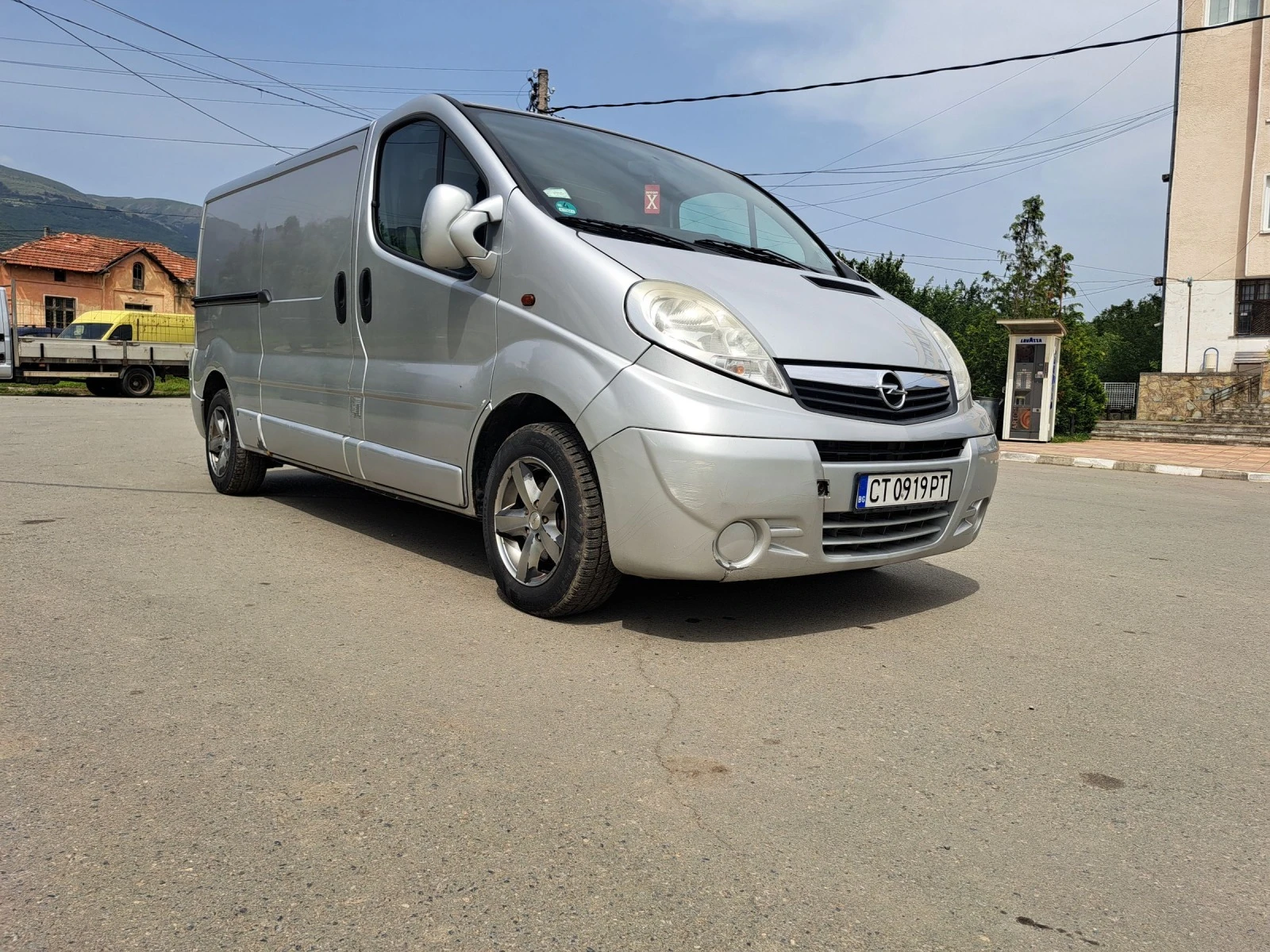 Renault Trafic Опел Виваро MAXI  - изображение 9