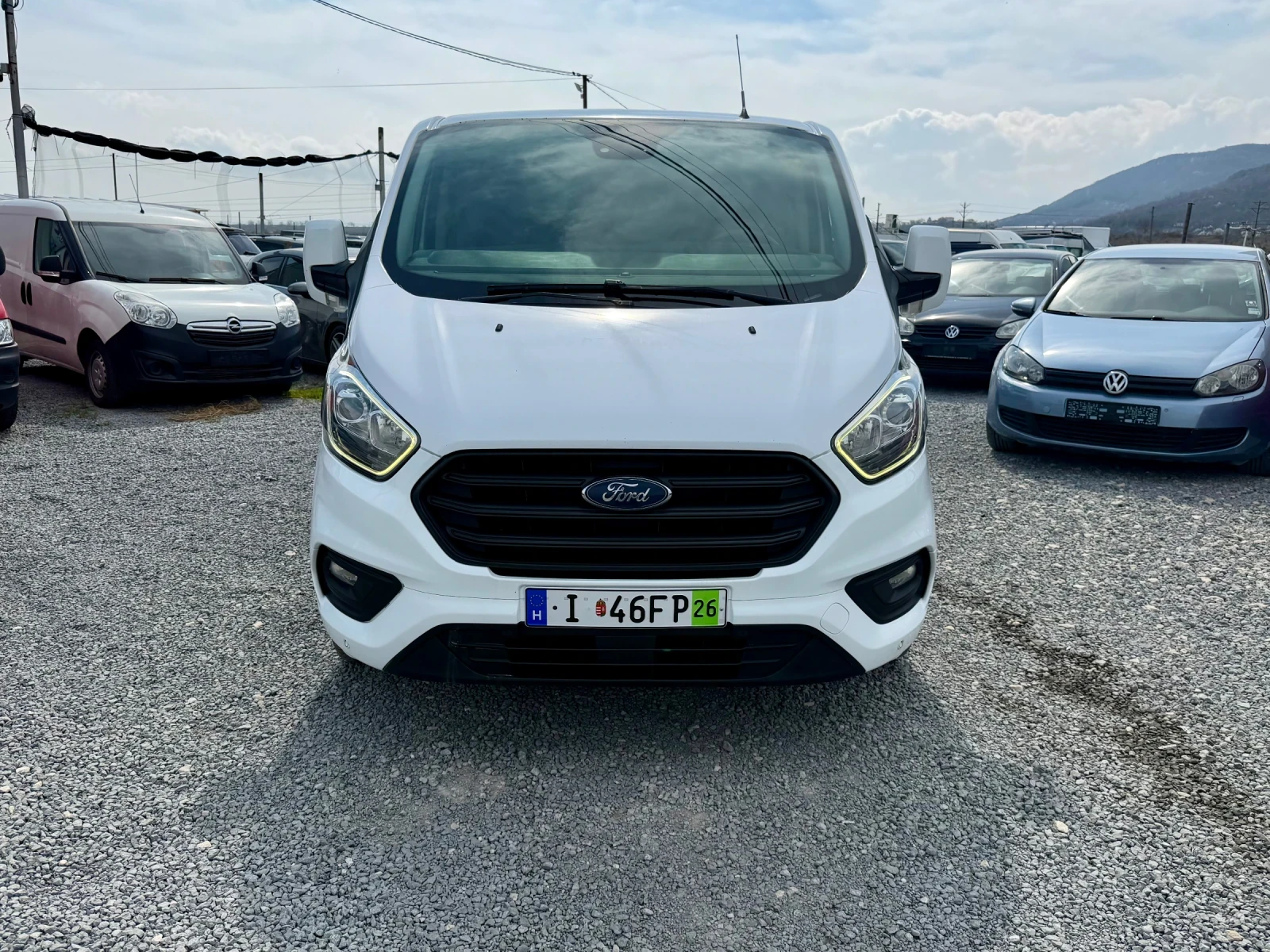 Ford Transit Custom 2.0D 131k evro6, снимка 6 - Бусове и автобуси - 53997378