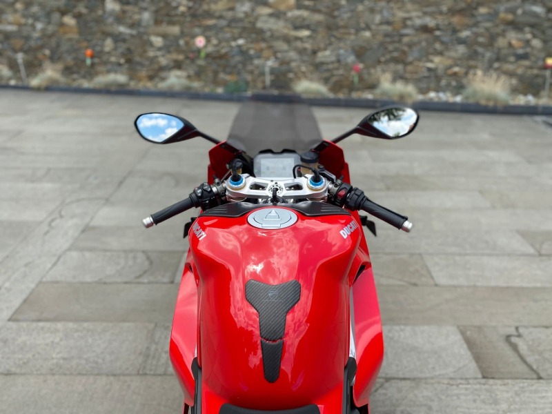 Ducati Panigale V4S Akrapovic, снимка 10 - Мотоциклети и мототехника - 43717061