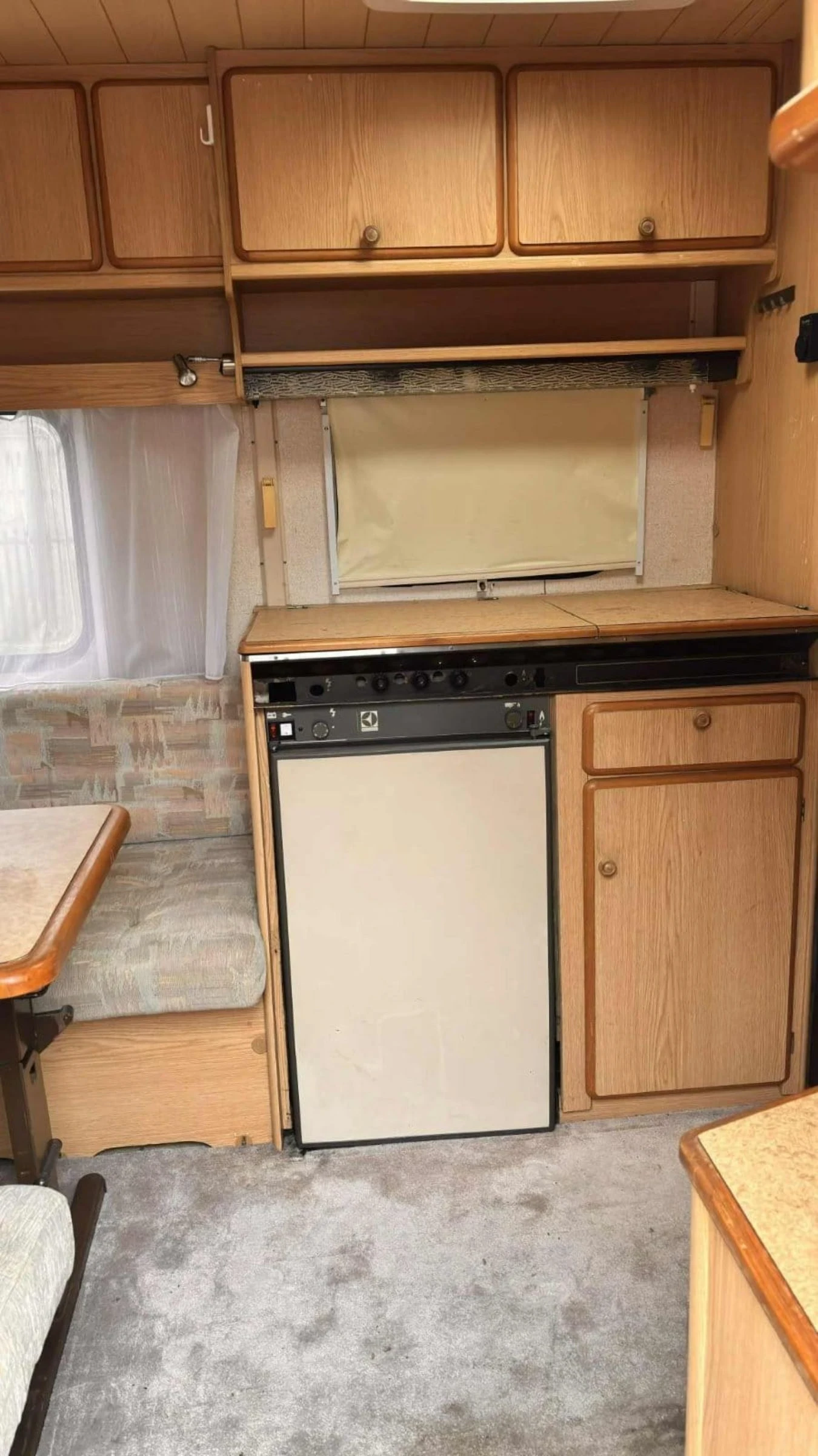 �������� Knaus | Mobile.bg � ����������� 3