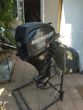 Обява за продажба на Извънбордов двигател Mercury 20к.с къс бутуш ~3 500 лв. - изображение 1