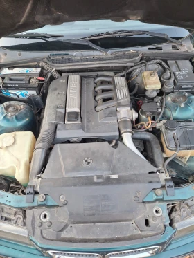 BMW 318 TDS, снимка 2