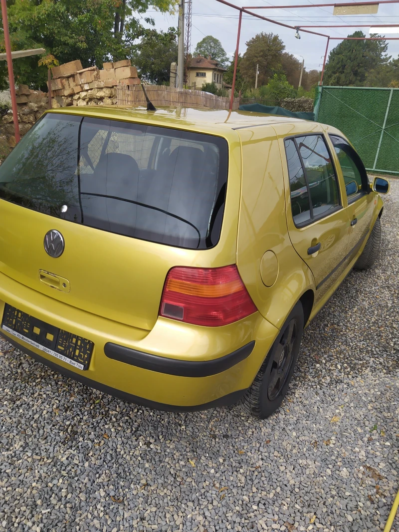 VW Golf, снимка 2 - Автомобили и джипове - 48083195