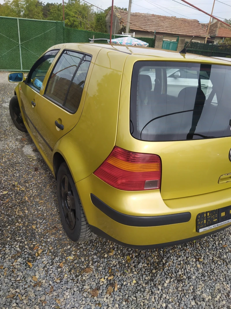 VW Golf, снимка 5 - Автомобили и джипове - 48083195