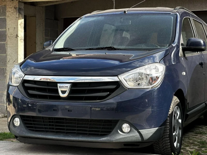 Dacia Lodgy 1.5 dci, снимка 5 - Автомобили и джипове - 52438591