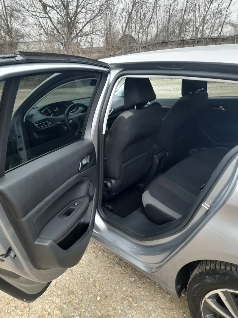 Peugeot 308 Blue HDI, снимка 12 - Автомобили и джипове - 52885659