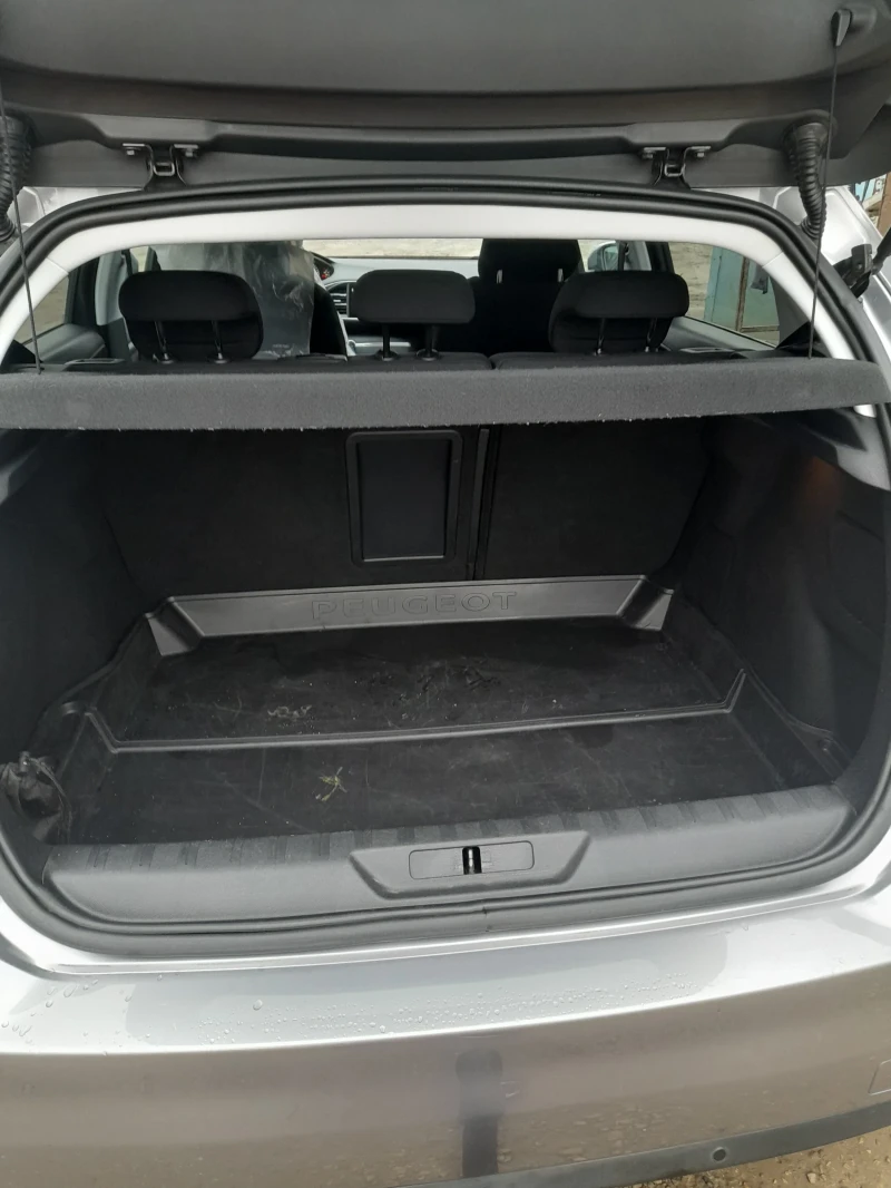 Peugeot 308 Blue HDI, снимка 17 - Автомобили и джипове - 52885659