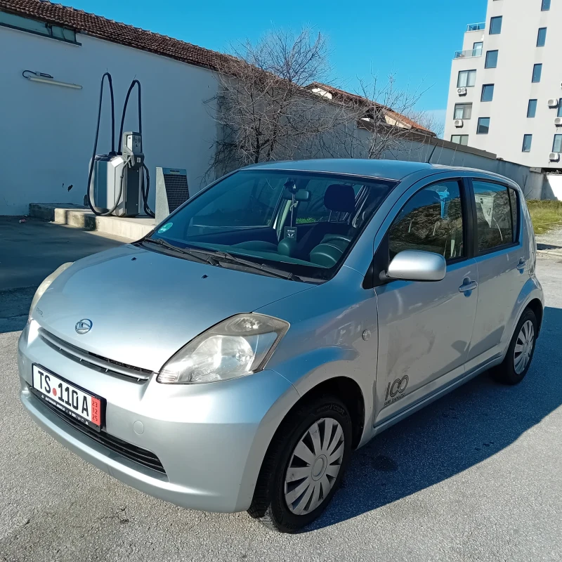 Daihatsu Sirion, снимка 2 - Автомобили и джипове - 52997506