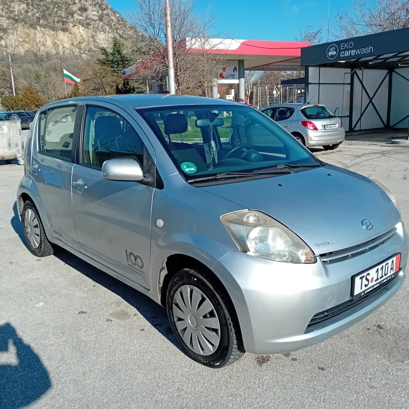 Daihatsu Sirion, снимка 7 - Автомобили и джипове - 52997506