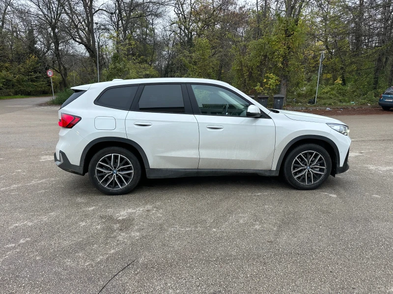 BMW iX1 XDRIVE 313 ps, снимка 7 - Автомобили и джипове - 53462093