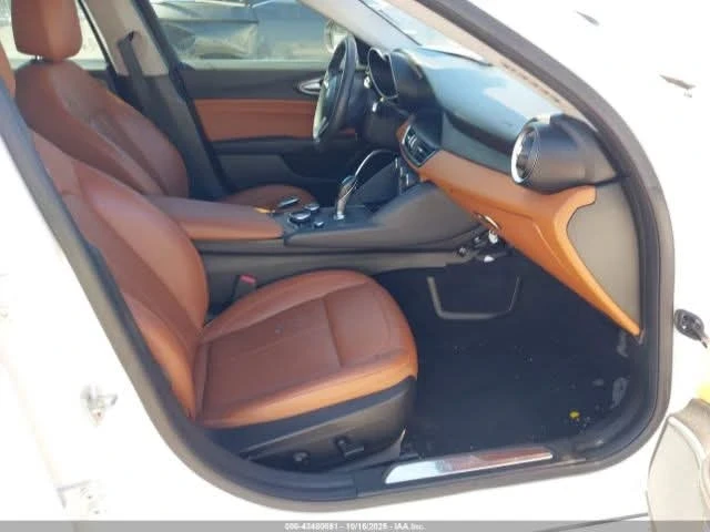 Alfa Romeo Giulia TI RWD  | Mobile.bg   11