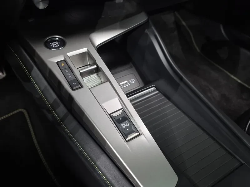 Peugeot 408 1.2 Hybrid Gt, снимка 9 - Автомобили и джипове - 55831037