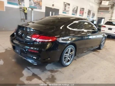 Mercedes-Benz C 300 4MATIC* AMG* Burmester* 23k km* ���� �� �� | Mobile.bg � ����������� 4