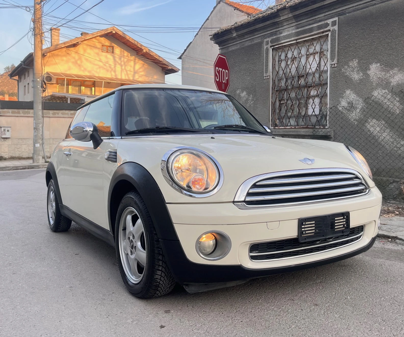 Mini One 1.6i 2010 г.  ТОП - изображение 3