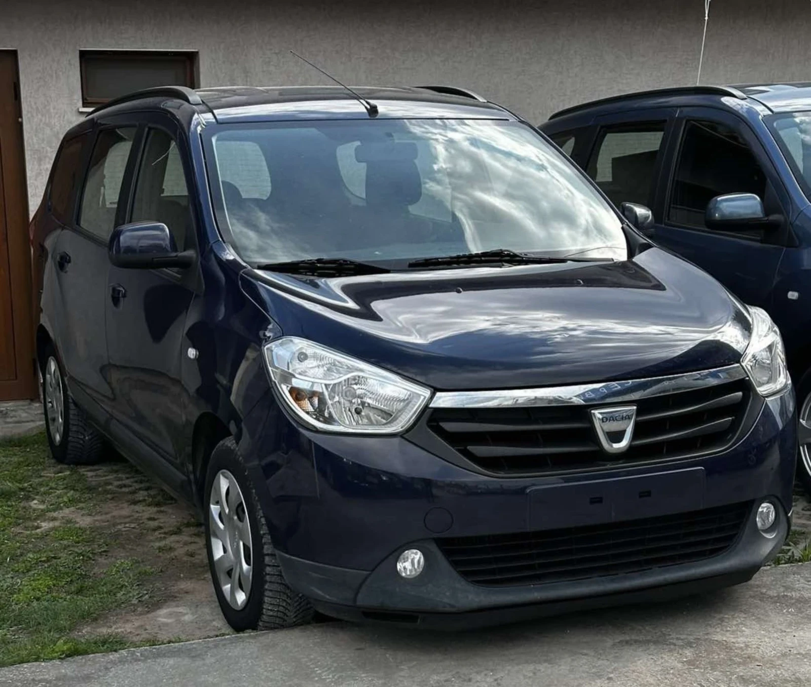 Dacia Lodgy 1.5 dci - изображение 2