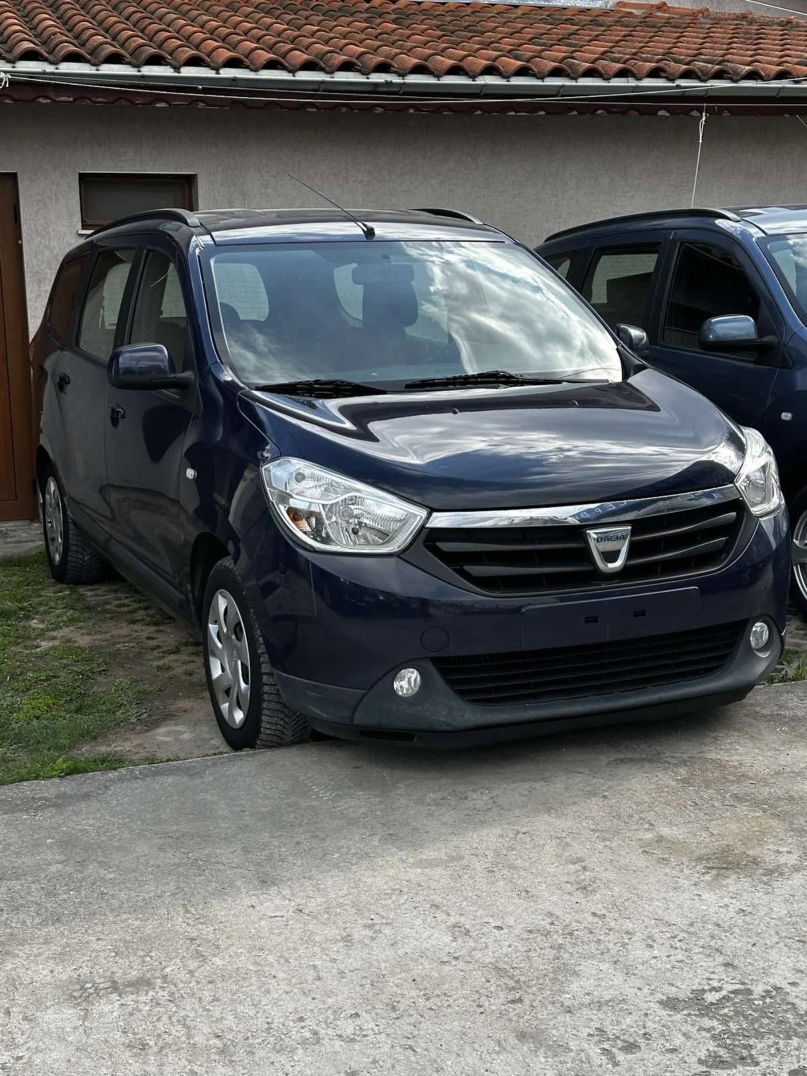 Dacia Lodgy 1.5 dci - изображение 2