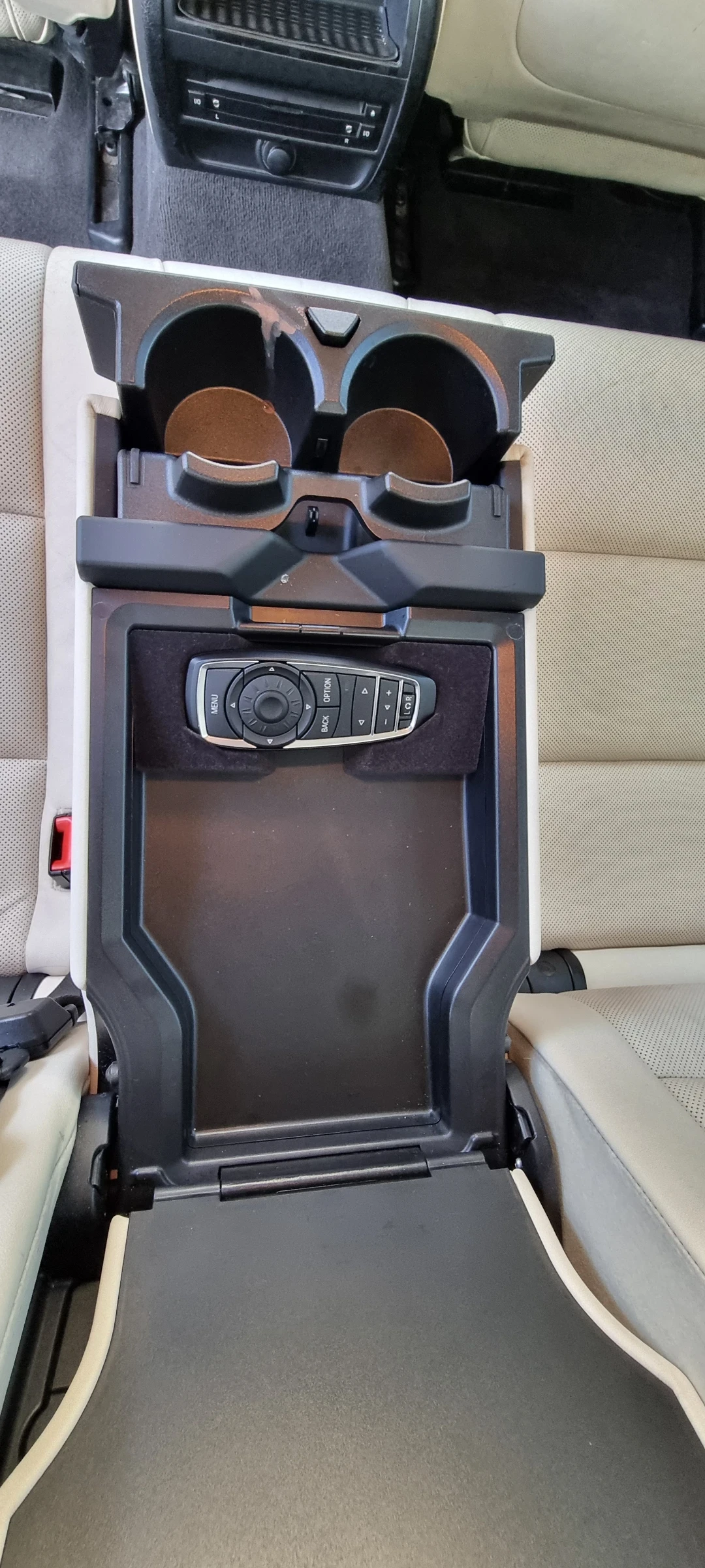 BMW 530 xDrive Individual 258�� | Mobile.bg � ����������� 12