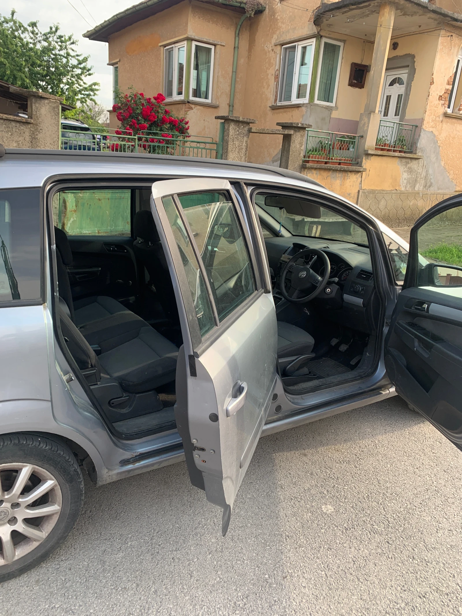 Opel Zafira  - изображение 6