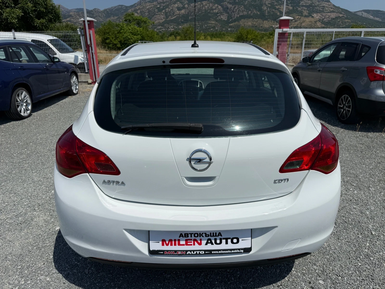 Opel Astra (KATO НОВА) - изображение 7