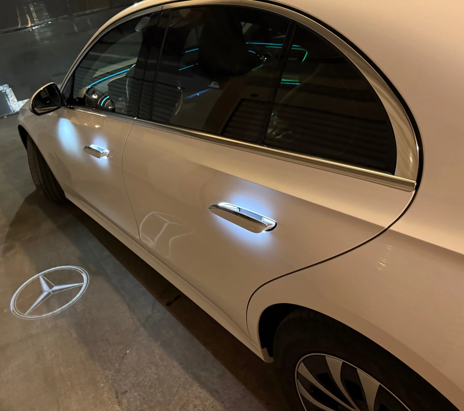 Mercedes-Benz E 220 AVANTGARDE - изображение 8