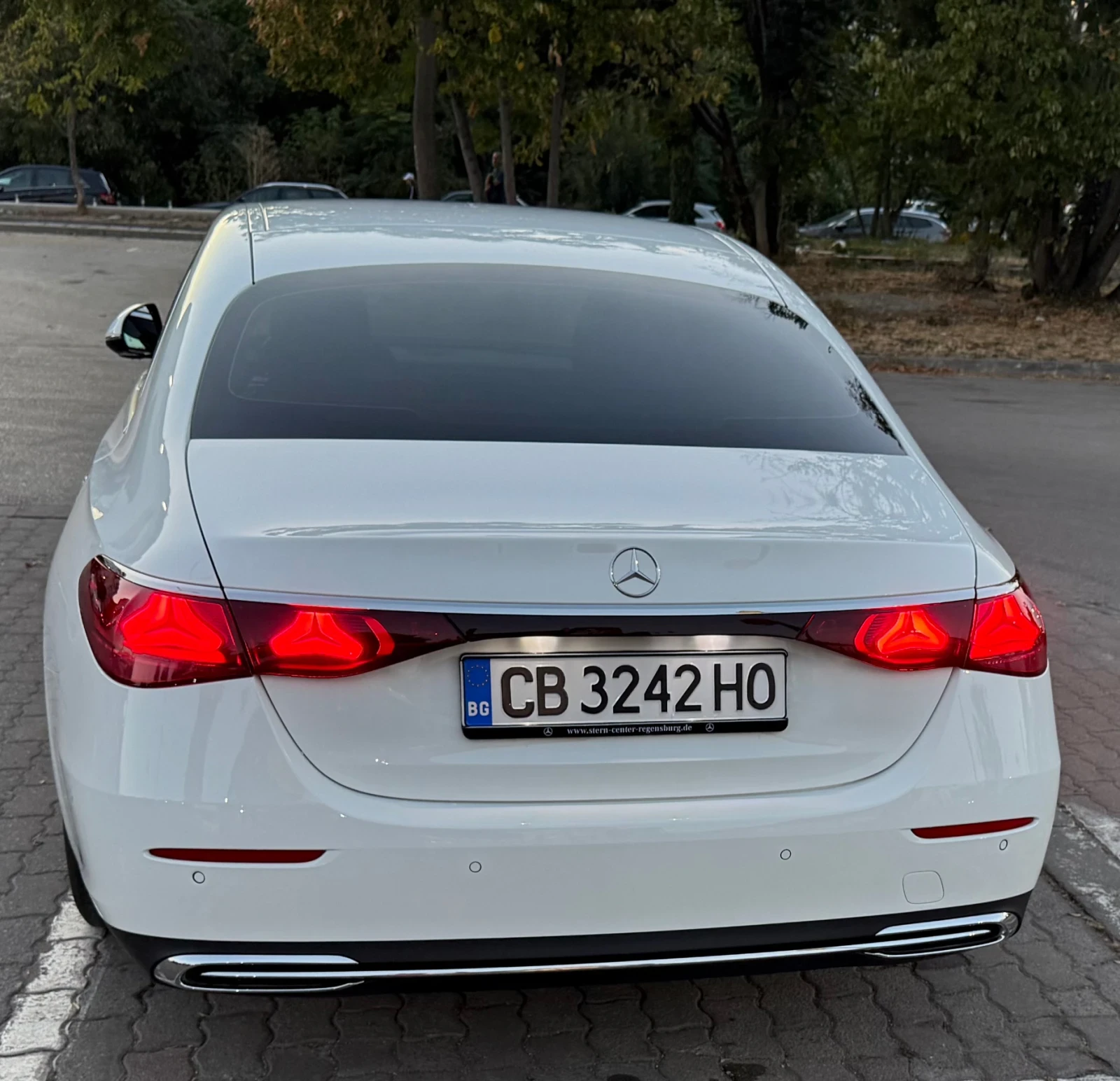 Mercedes-Benz E 220 AVANTGARDE - изображение 7