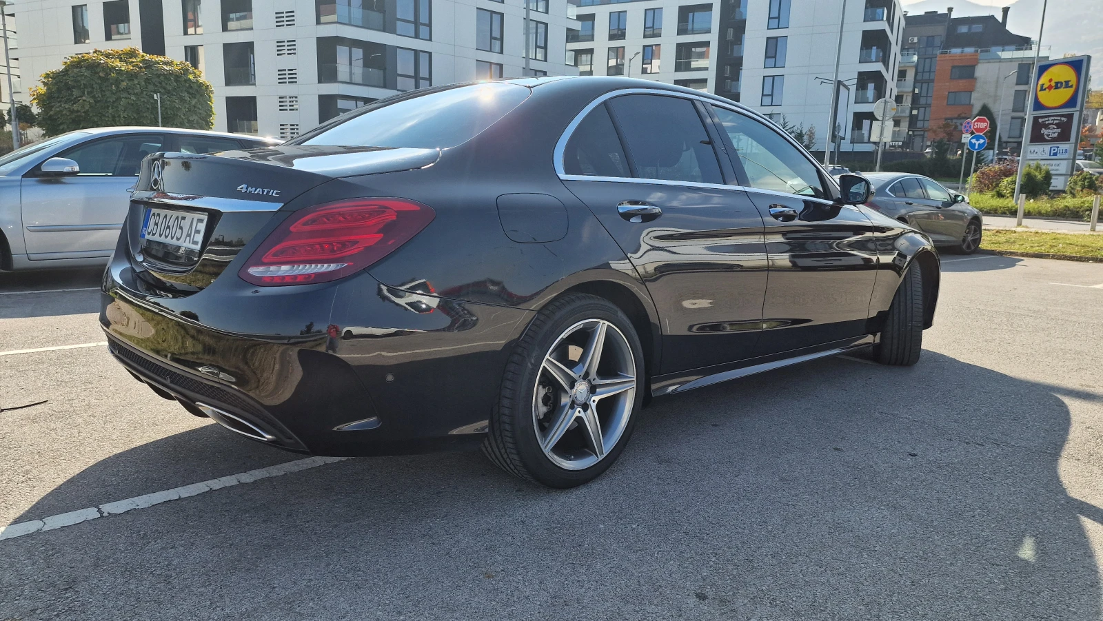 Mercedes-Benz C 400 4Matic - изображение 4