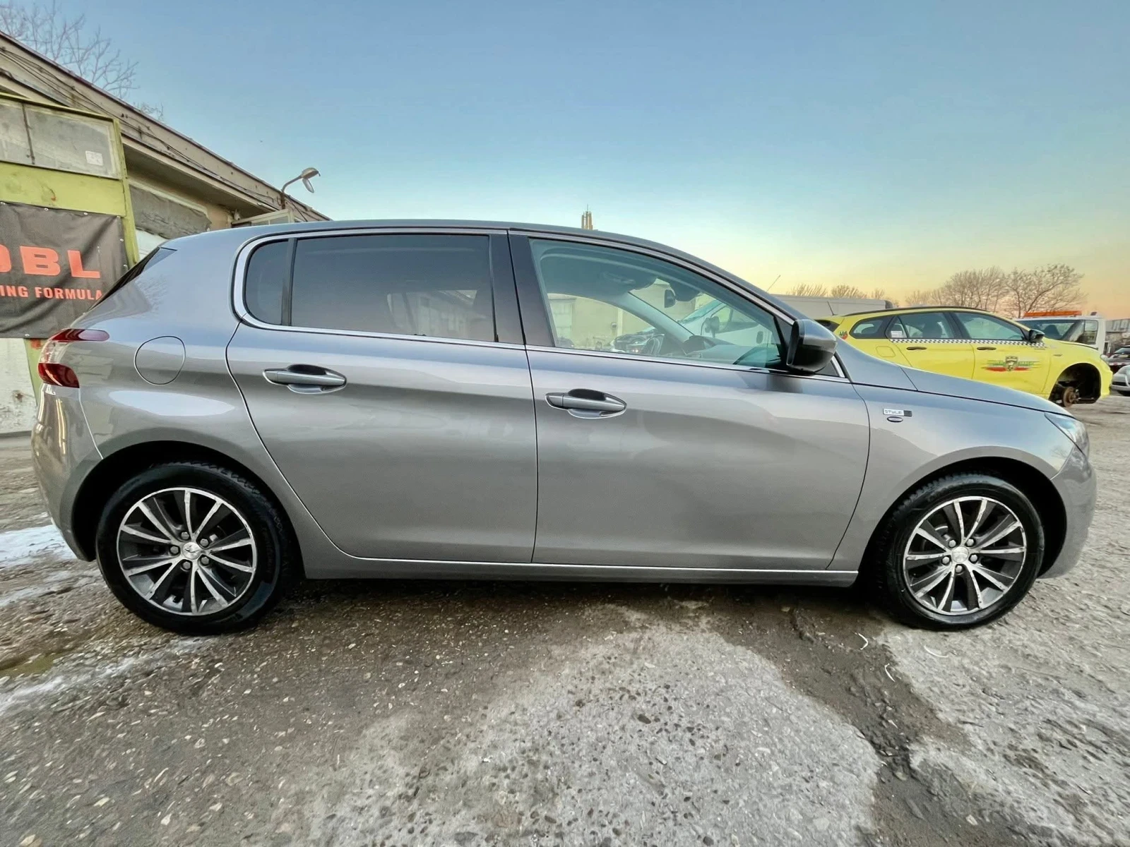 Peugeot 308 Blue HDI - изображение 5