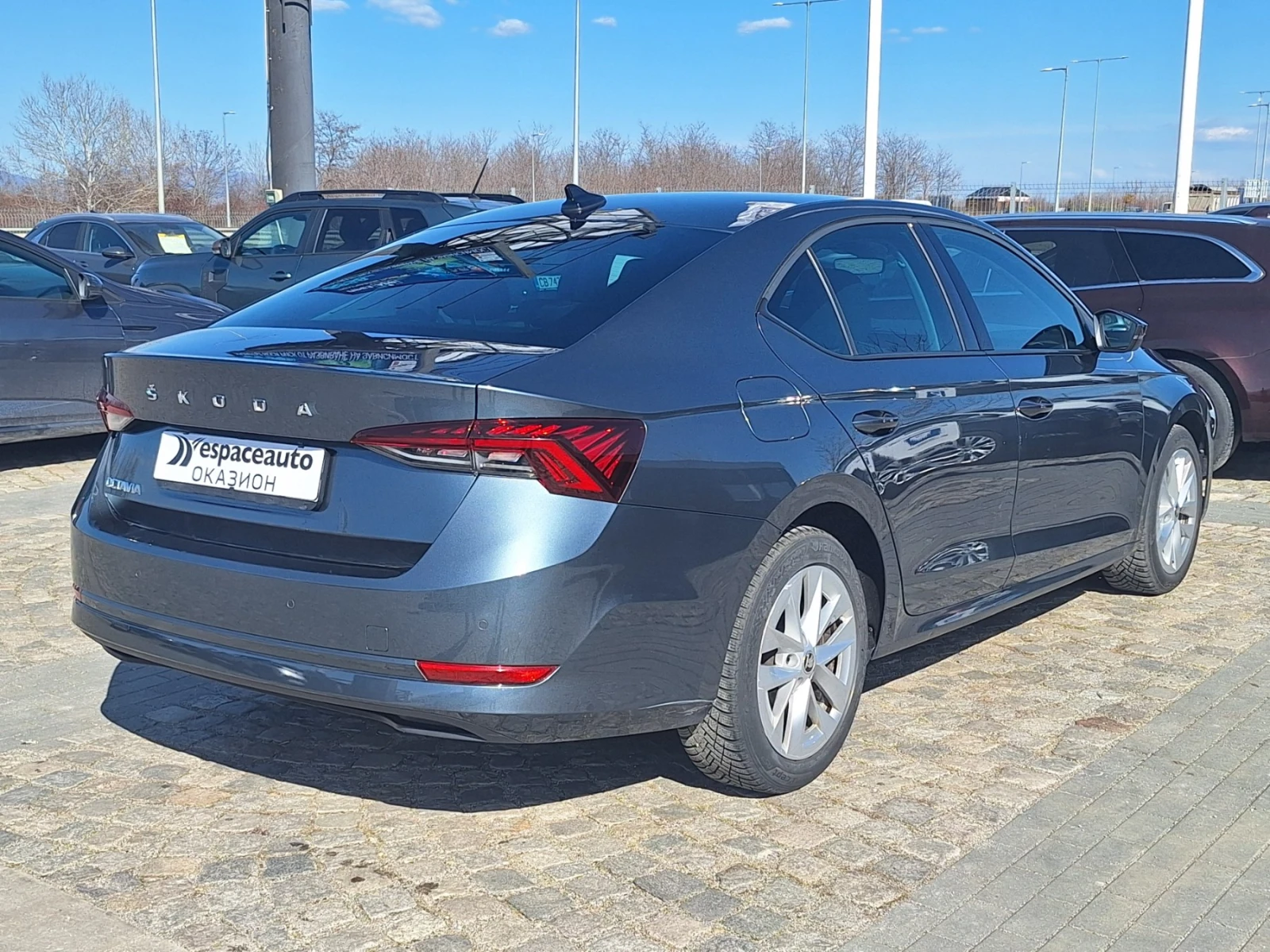 Skoda Octavia 2.0TDi, снимка 4 - Автомобили и джипове - 53873931
