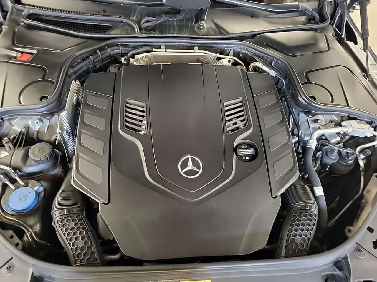 Mercedes-Benz S 560 * OБДУХВАНЕ* ДИСТРОНИК* ПАНОРАМА* BURMASTER* , снимка 17 - Автомобили и джипове - 54077962